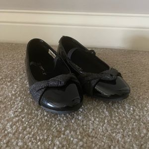 Toddler girls dress shoes - size 11